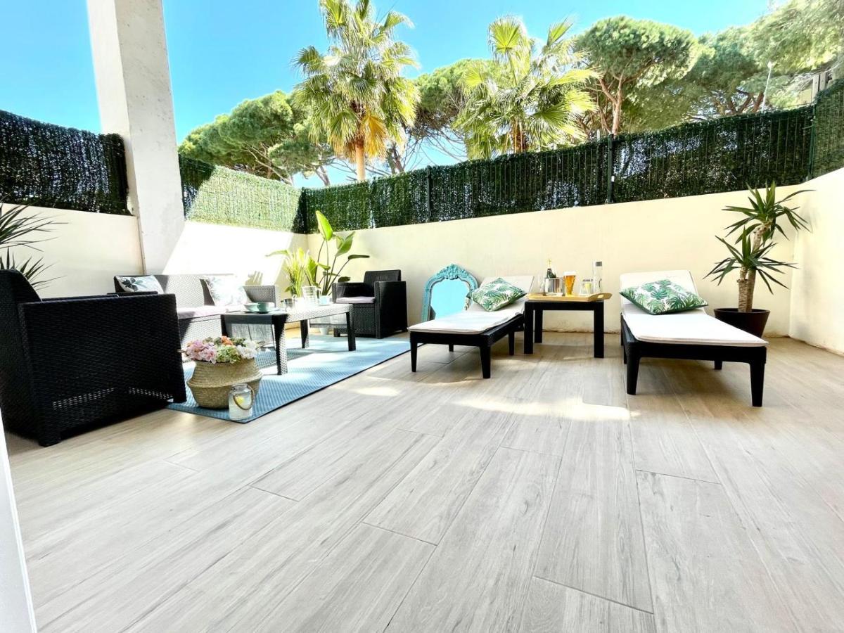 Arena Castelldefels (Adults Only) Aparthotel Exterior foto